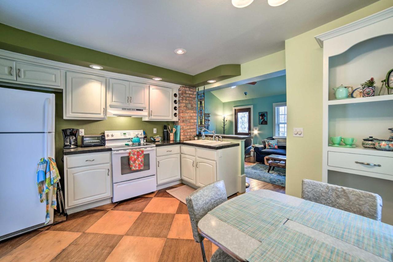 Modern Home With Backyard, 1 Mi To Dtwn スタージョンベイ エクステリア 写真
